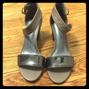 Tahari Sandals